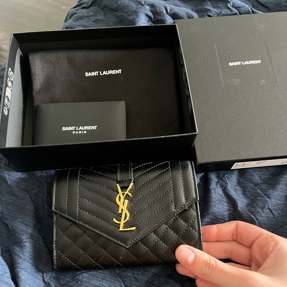 YSL Monogram Small Flap Wallet in Grained Leather - Picture 3 of 6